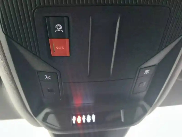 Peugeot 308 phev 180 e-eat8 — photo 27