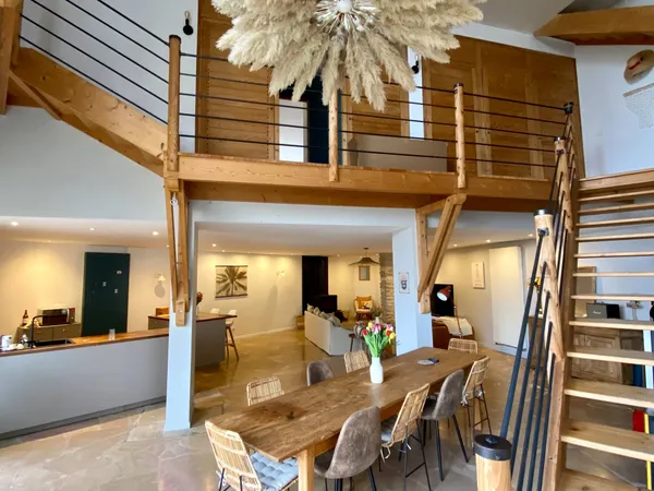 Maison 5 pièces 200 m²