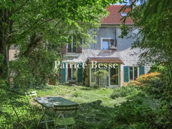 Maison 6 pièces 163 m²