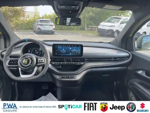 Abarth 500 e 155ch 42kwh  4cv — photo 8