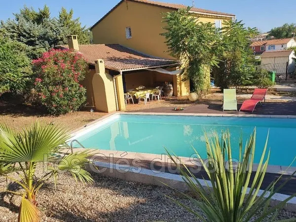 Maison 4 pièces 98 m²