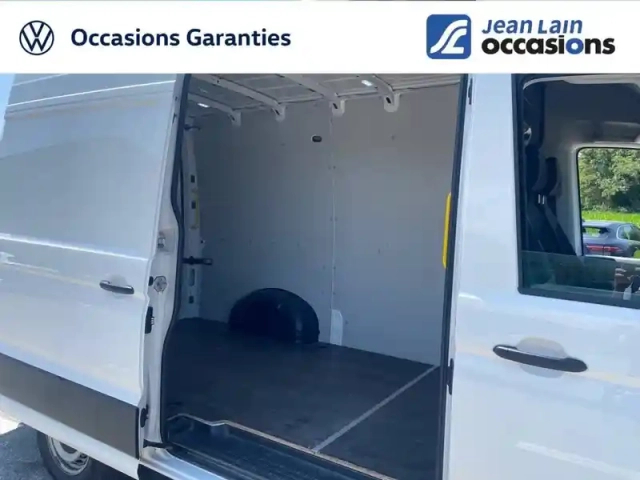 Volkswagen Crafter van 35 l4h3 2.0 tdi 140 ch bva — photo 6