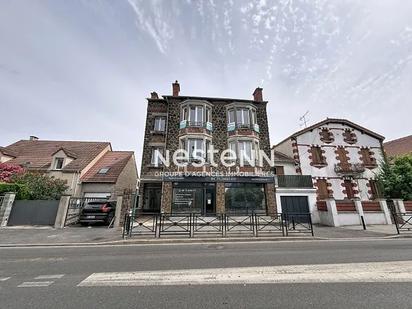 STUDIO GARE ARNOUVILLE 22m²