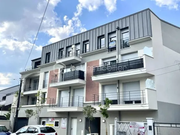 Local 1 pièce 118 m²
