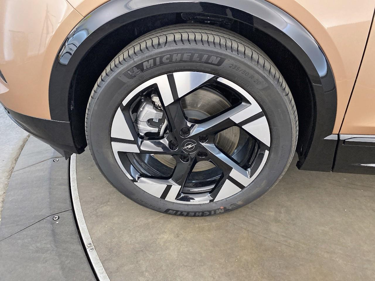 Opel Grandland electrique 213 ch & batterie 73 kwh gs — photo 11