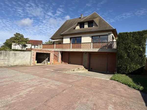 MAISON STYLE ARCHITECTE À VENDRE