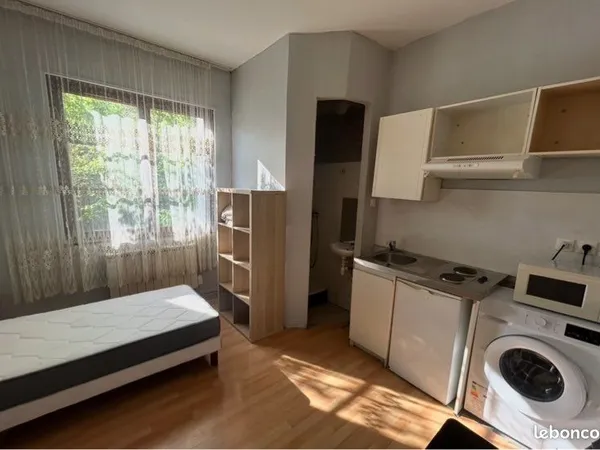 Studio bron centre ville