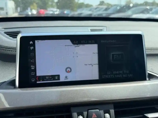Bmw X1 sdrive18ia 140ch xline dkg7 — photo 15