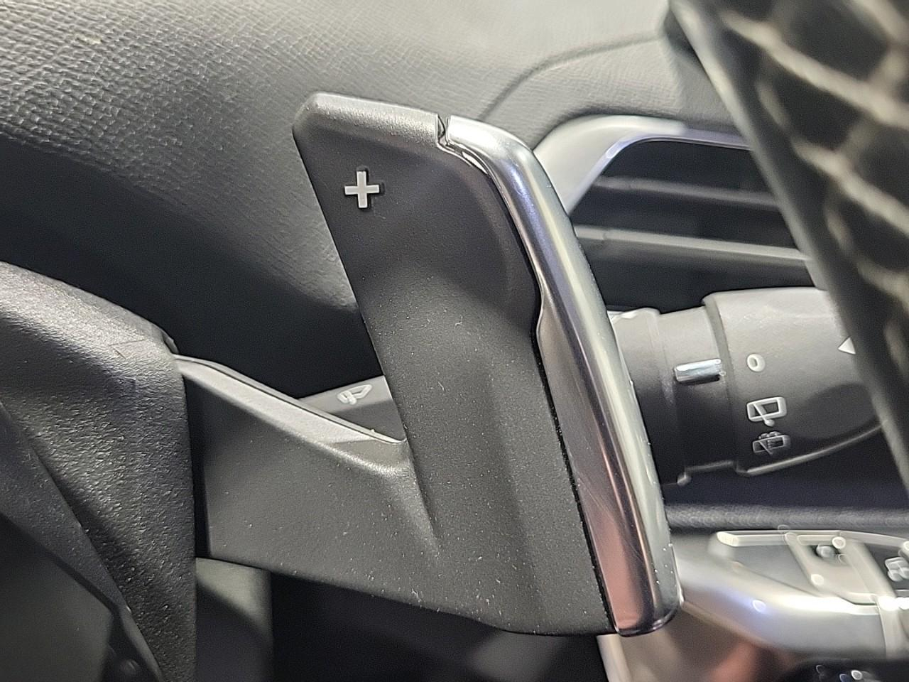 Peugeot 3008 hybrid 225 e-eat8 allure pack — photo 18
