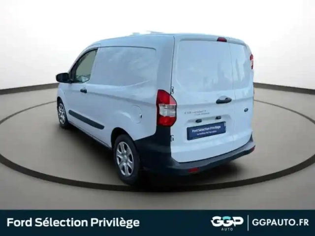 Ford Transit Courier 1.5 tdci 75ch stop&amp;start trend business — photo 4