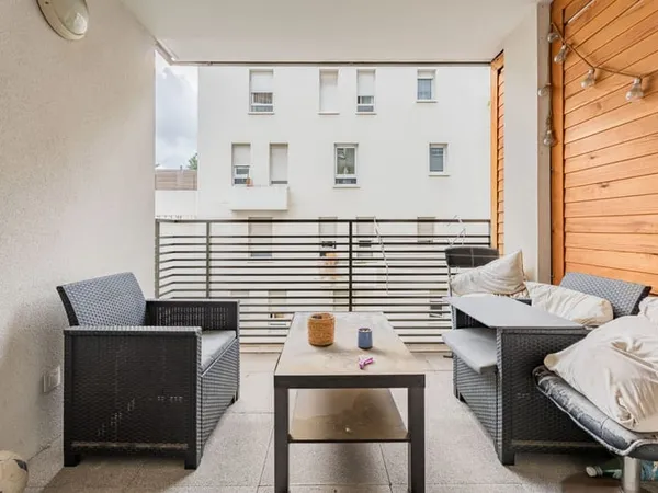 INVESTISSEMENT LOCATIF BEAU T2 AVEC TERRASSE PLEIN SUD ET