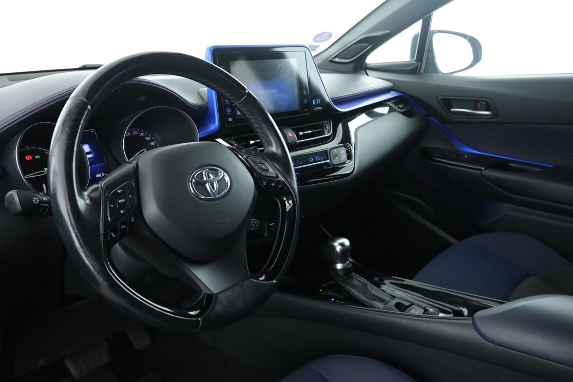 Toyota C-HR 1.8 Hybride Dynamic — photo 10