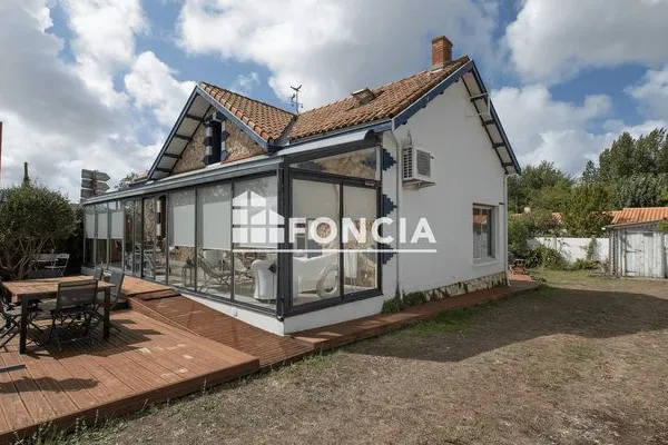 Maison 6 pièces 155 m²