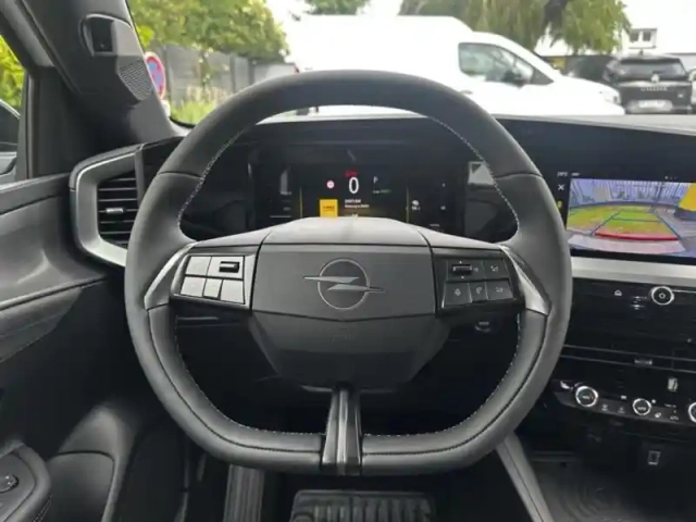 Opel Mokka electric 280ch gse — photo 13