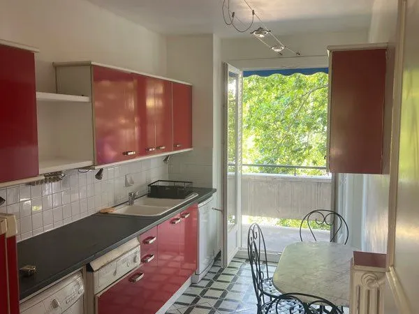 Appartement 84 m² quartier Ile Verte Immeuble S