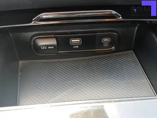 Kia Sportage 1.6 t-gdi 265ch isg hybride rechargeable bva6 4x4 — photo 26
