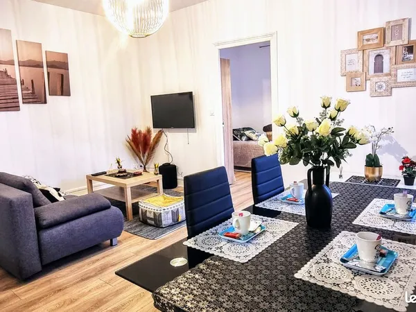 Appartement T2 rénové de 49m2 - Quartier Comédie