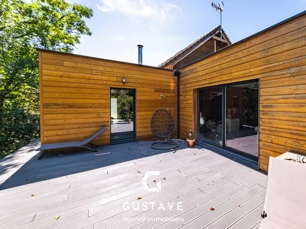 Maison 5 pièces 148m2