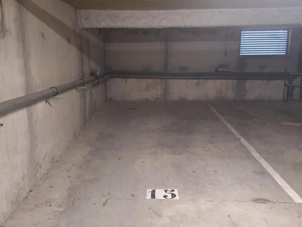 Parking 16 m² Escalquens