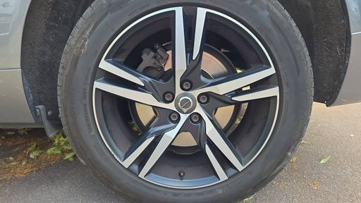 Volvo XC60 2.0 D4 190 Geartronic8 - R-Design – 2018 – 152000 km – Diesel – Boîte Automatique — photo 19