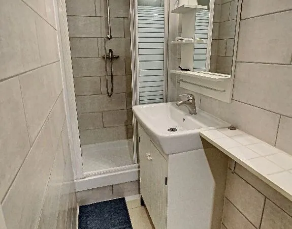 appart en colocation loue une chambre