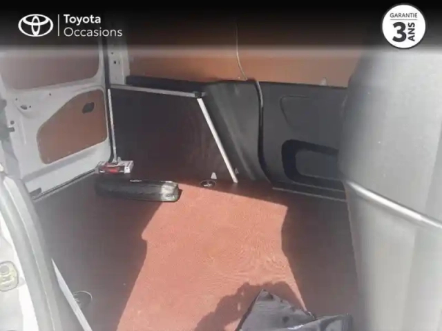 Toyota Proace city medium 110 vvt-i start mc24 — photo 7