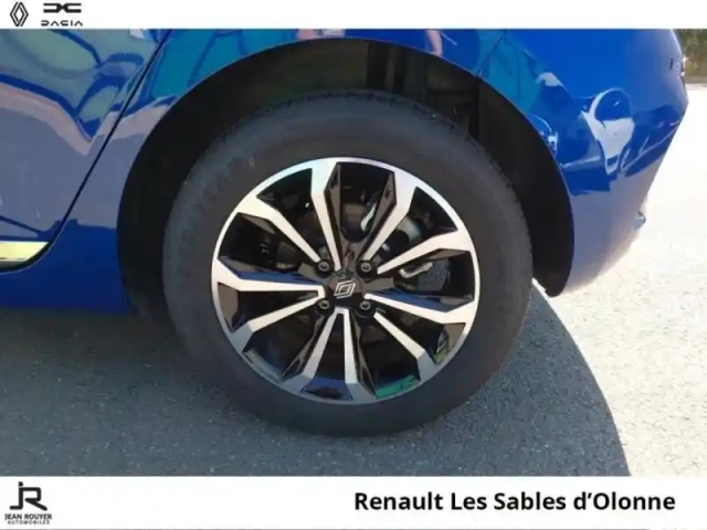 Renault Clio 1.0 tce 90ch techno - 24 — photo 8