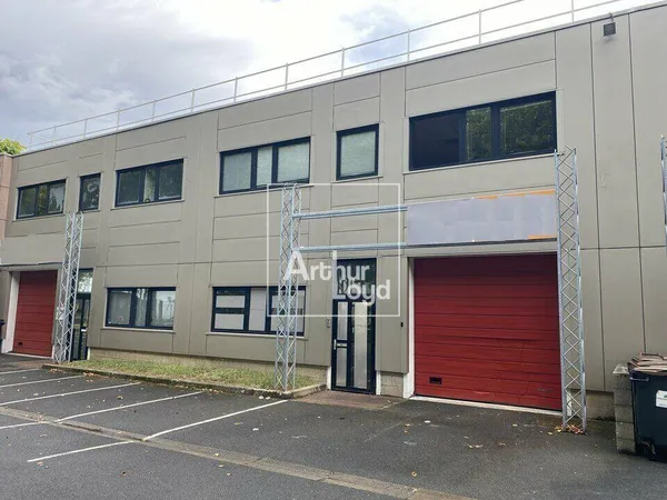 Entrepôt 1143 m²