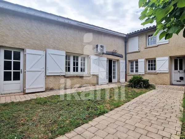 Maison 6 pièces 161 m²