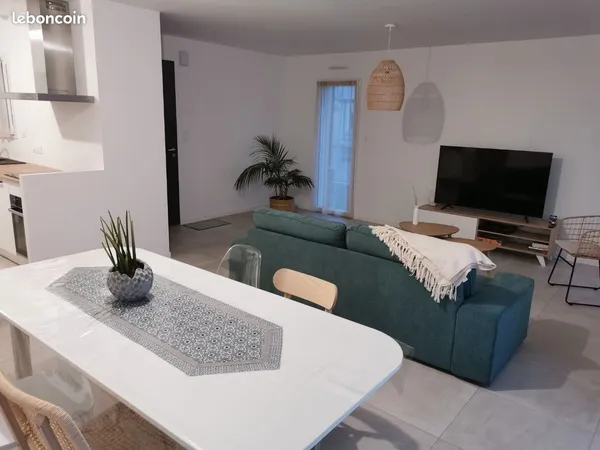 Maison récente meublée 92 m²