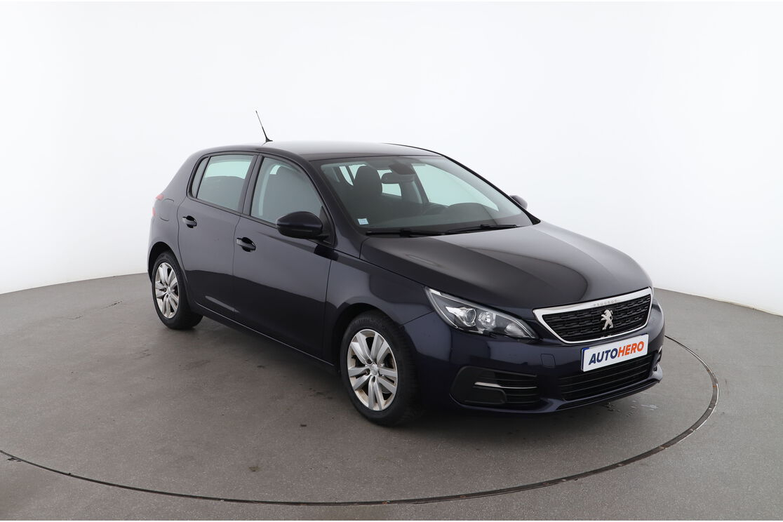 Peugeot 308 1.2 PureTech Allure — photo 7