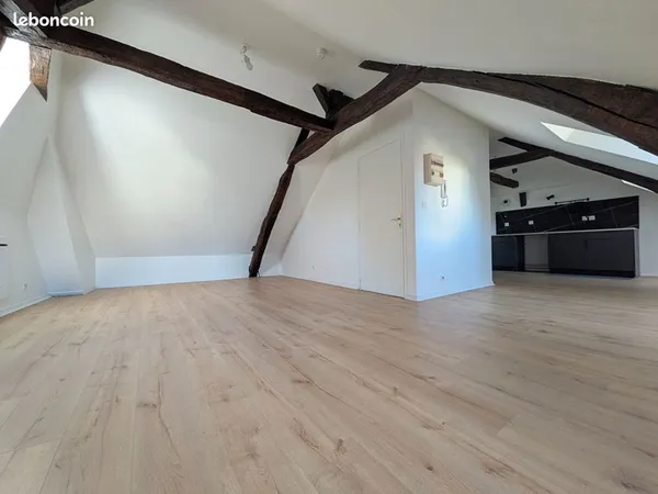 Studio 1 pièce 26 m²