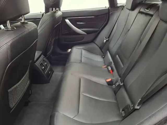 Bmw Serie 4 gran coupé 418d 150 ch bva8 — photo 28