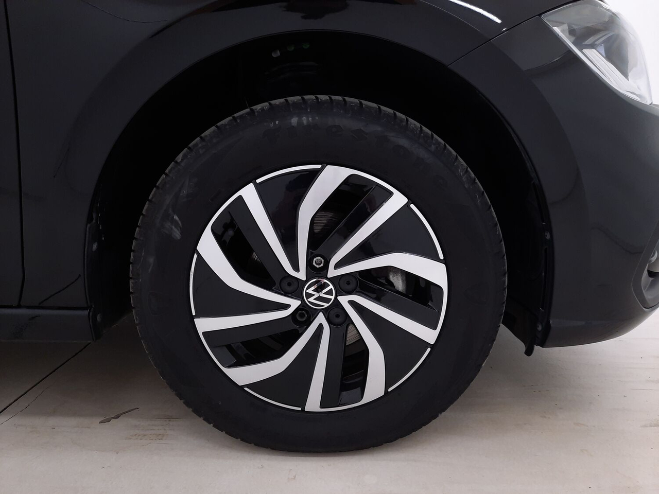 Volkswagen Polo — photo 19
