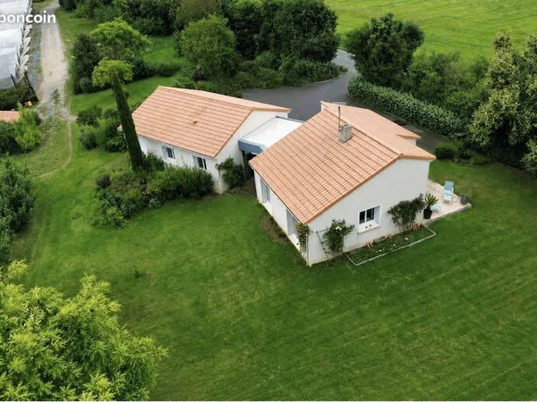 Maison familiale de 130 m² avec grand terrain de 2 362 m² - Campagne Beaupréau