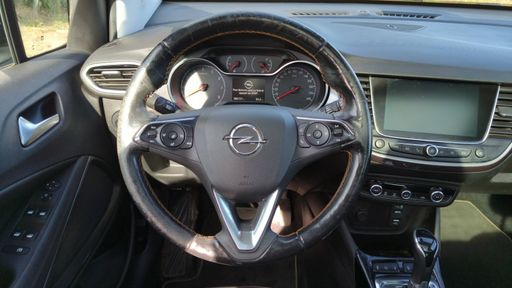 Opel Crossland X 1.2 Turbo 110 BVA6 - Ultimate – 2019 – 82721 km – Essence – Boîte Automatique — photo 42
