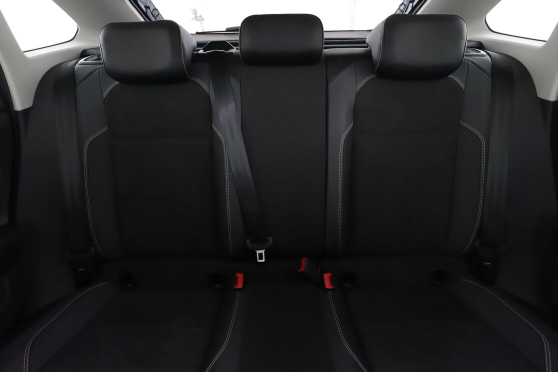 Volkswagen Taigo 1.0 TSI Style DSG — photo 14