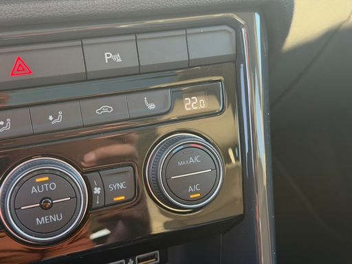 Volkswagen T-Roc 2.0 TDI 150 DSG7 - Carat Exclusive – 2019 – 115542 km – Diesel – Boîte Automatique — photo 7