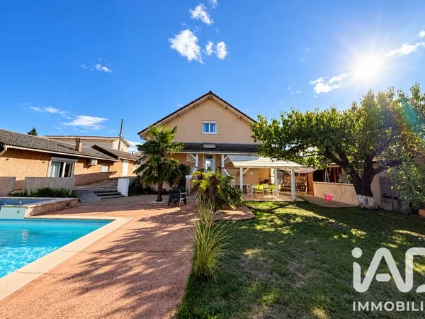 Maison 6 pièces 147 m²