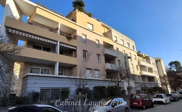 T2 allée Robert Govi 13400 Aubagne + terrasse + garage