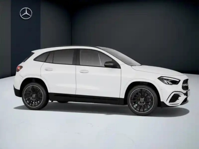 Mercedes Gla 200 d amg line — photo 17