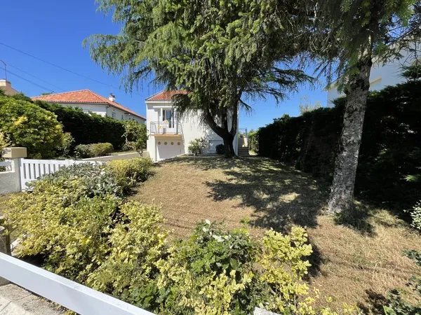 Maison à Sainte Marie de la mer, à 1,1km de la plage