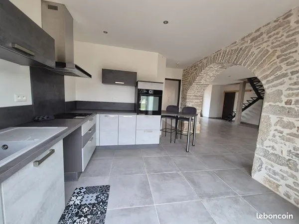 Maison 5 pièces 145 m²
