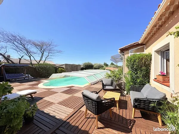 Villa 8 pièces 165 m²