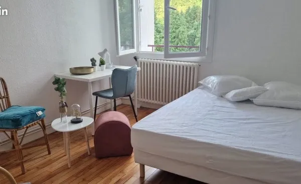300 euros chambre meublée dans appartement de 73 m2 dans colocation de 4 chambres
