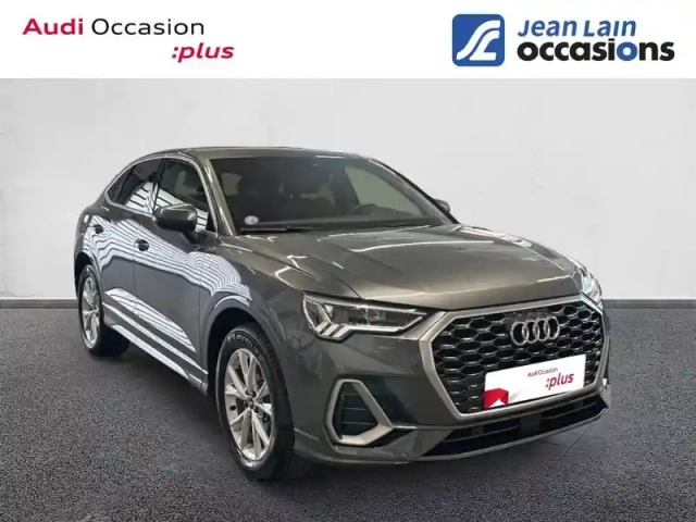 Audi Q3 sportback 35 tfsi 150 ch s tronic 7 — photo 3