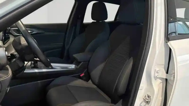 Alfa Romeo Tonale 1.5 hybrid 130 ch tct7 — photo 11