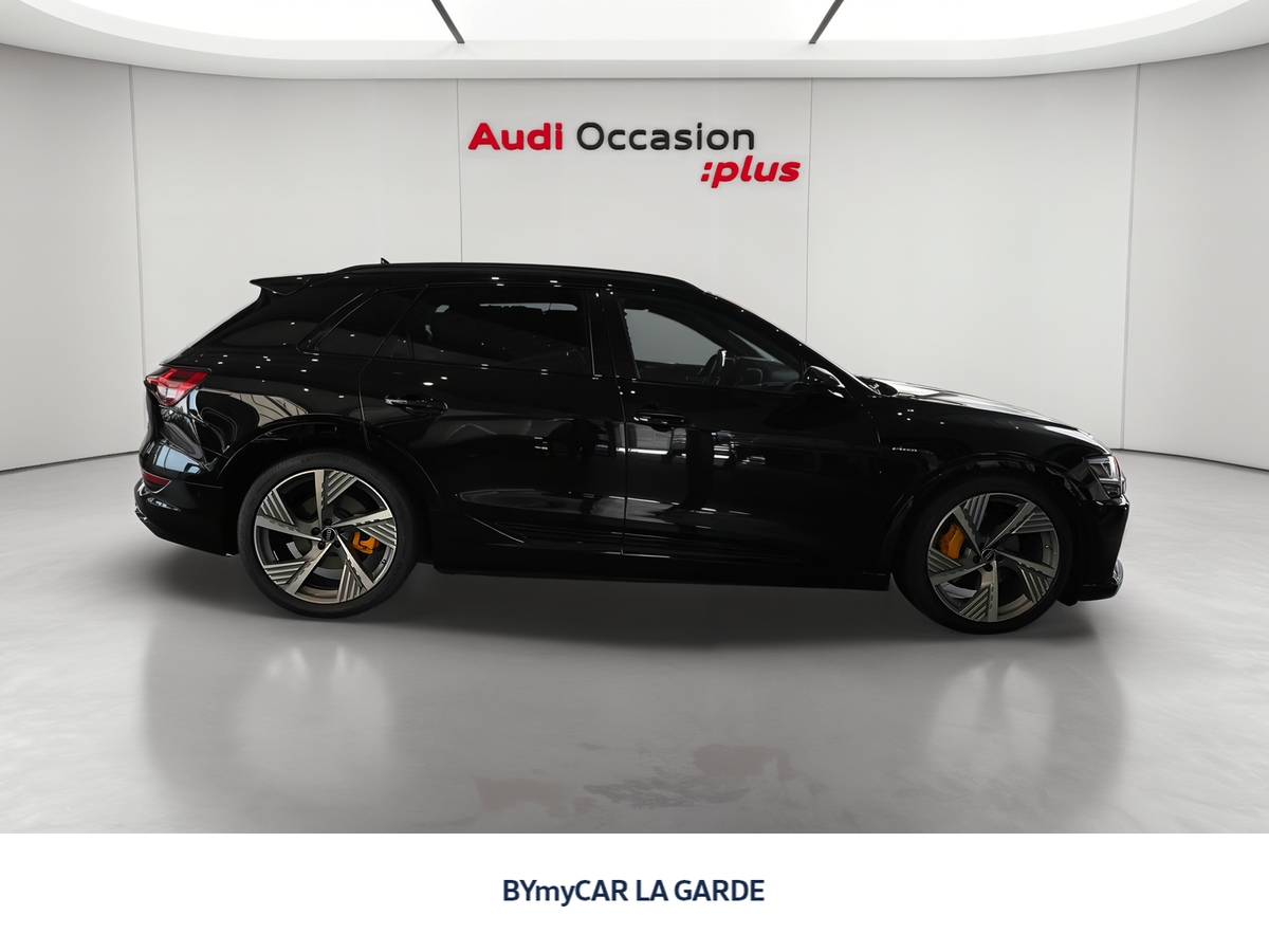 Audi e-tron 55 quattro 408 ch — photo 6