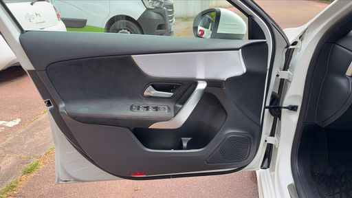 Mercedes Classe A 200 163 7G-DCT - AMG Line – 2021 – 33822 km – Essence – Boîte Automatique — photo 31