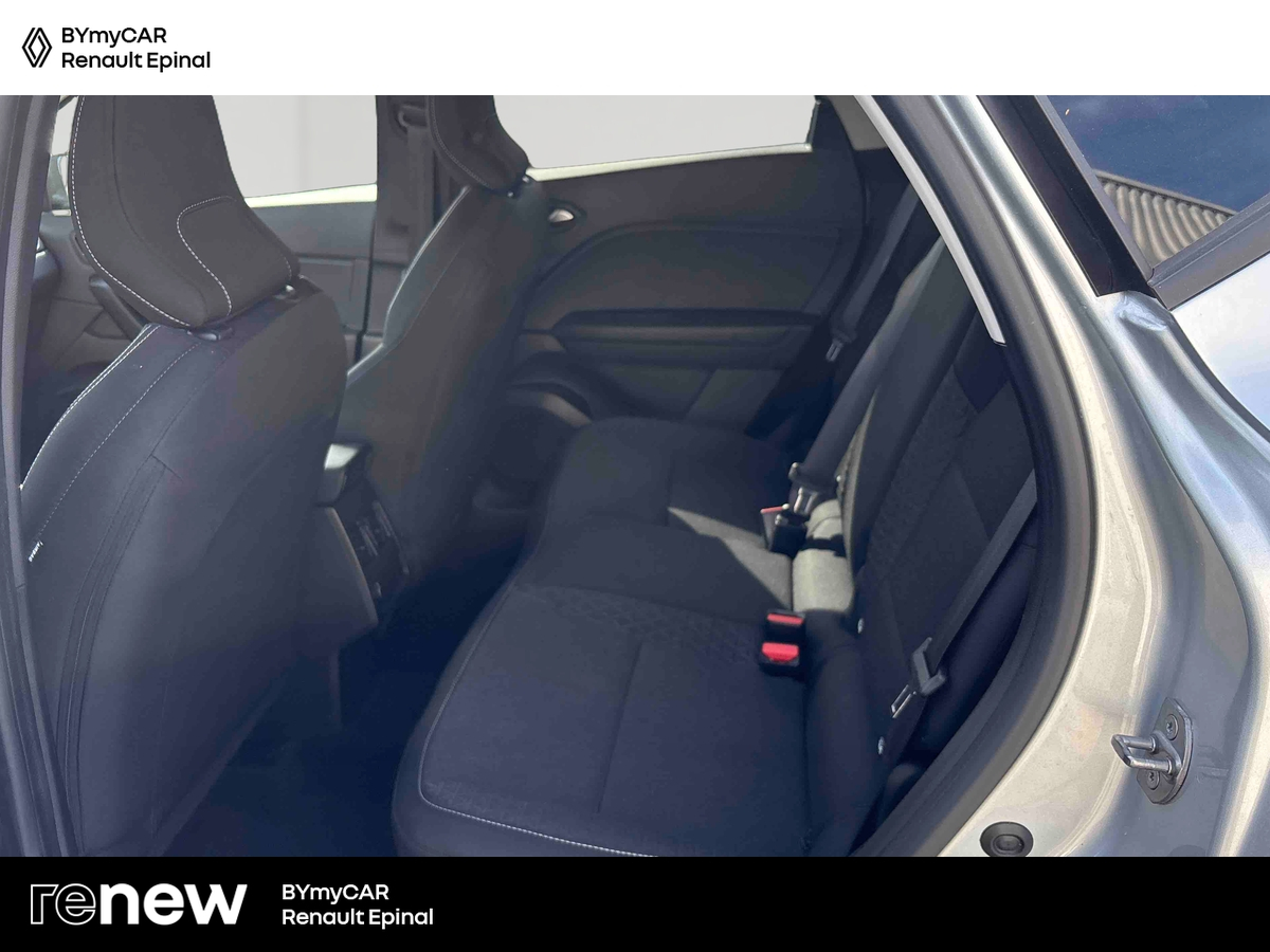 Renault Captur TCe 90 — photo 12